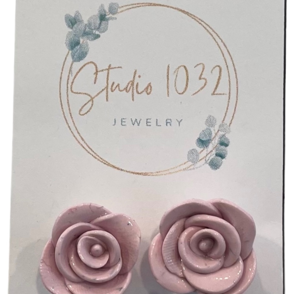 Rose earrings